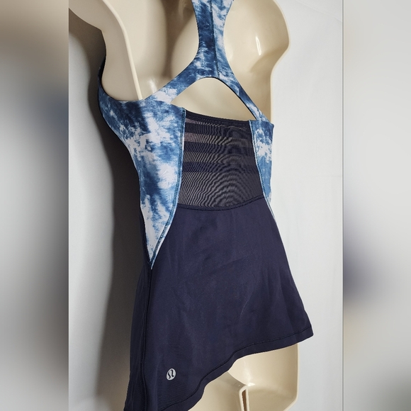 🔥Lululemon Athletica Navy Top Size 2 - Picture 4 of 9
